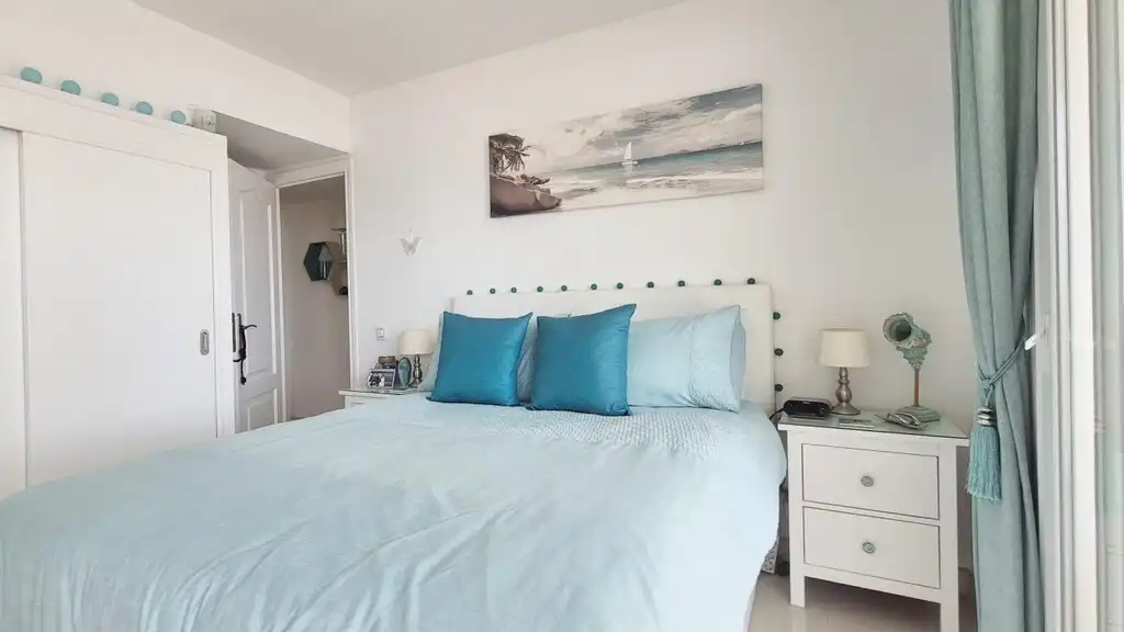 Habitación de Apartamento en venta en Calvià con Aire acondicionado, Terraza y Piscina comunitaria