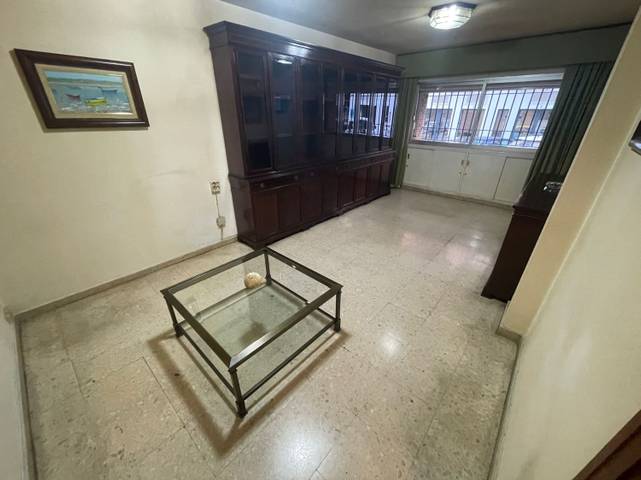 Piso en Venta en Evangelista en Triana Este