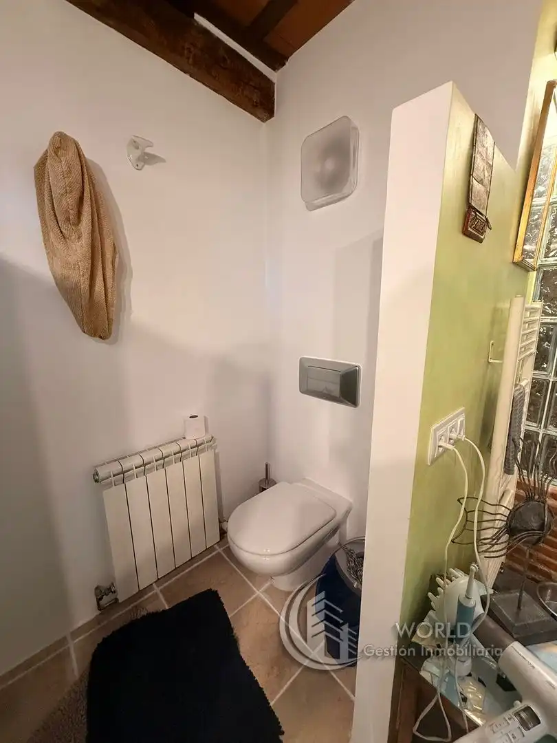 Badezimmer von Dachboden zur Miete in Madrid mit Klimaanlage, Heizung und Terrasse