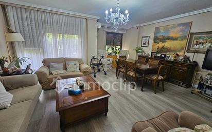 Living room of Flat for sale in Salamanca Capital  with Air Conditioner and Terrace