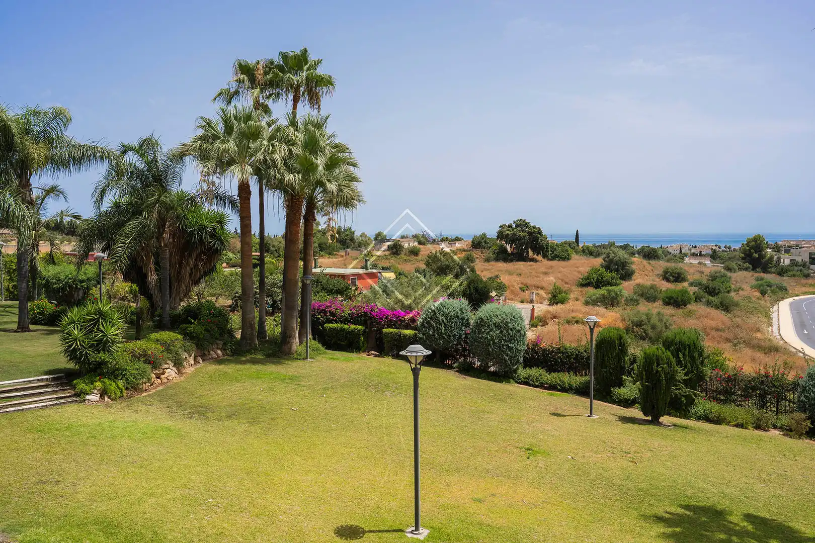 Chalet con piscina en venta en Milla de Oro, imagen 28