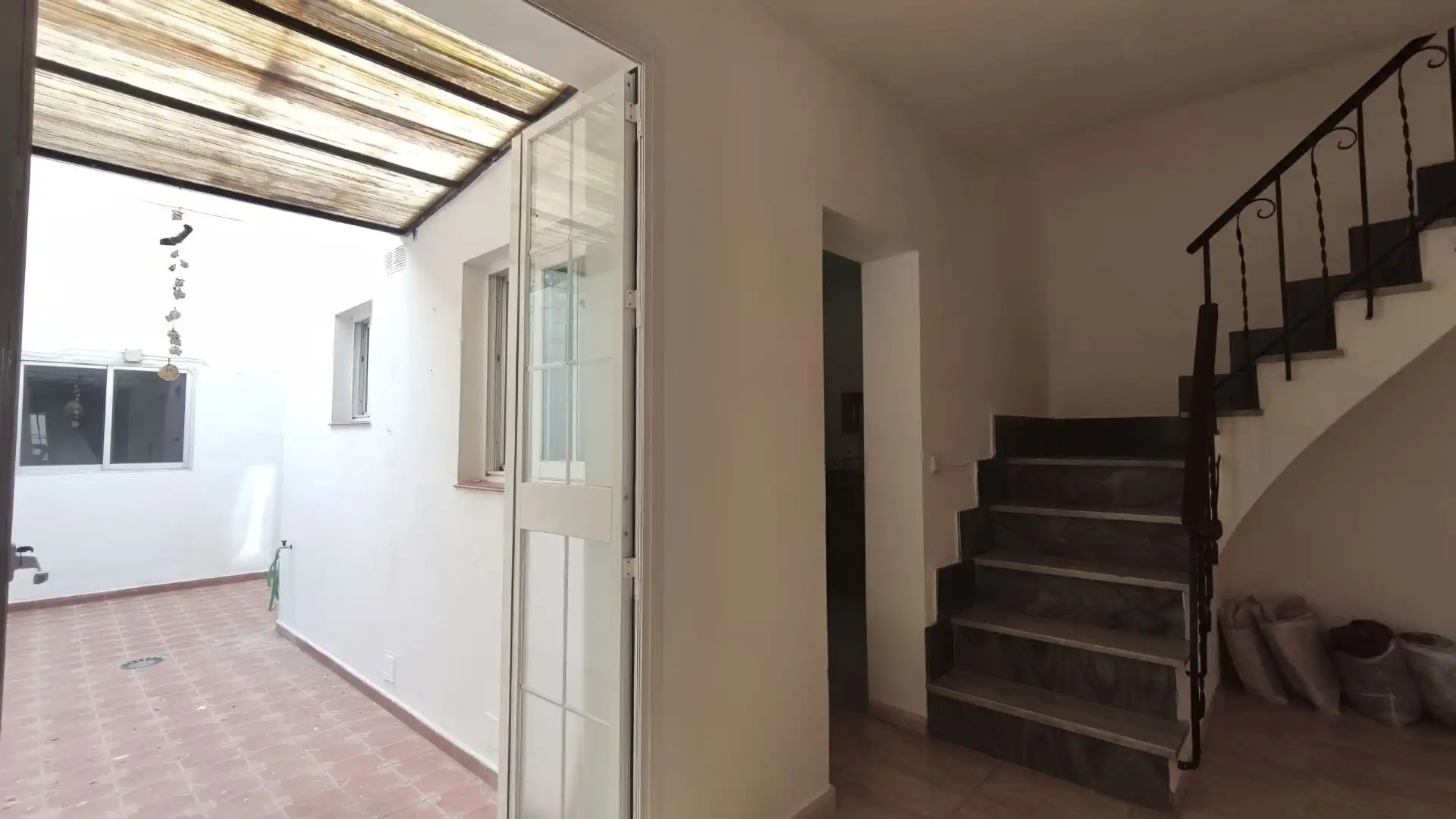 Detached homes for sale in Coín  with Air Conditioner and Storage room