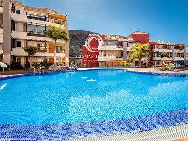 Adosado con balcón en venta en Los Cristianos