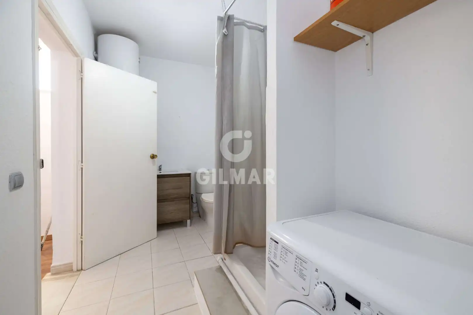 Habitación de Edificio en venta en Estepona