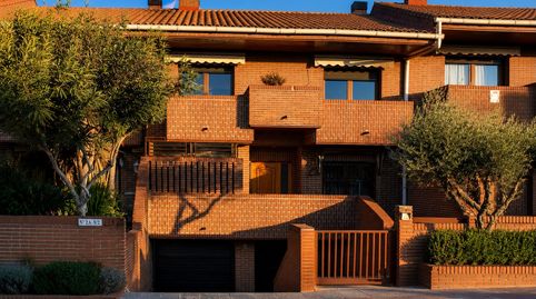 Foto 2 de Casa adosada de alquiler en Calle Isla de la Toja, Valdepastores - Las Encinas, Boadilla del Monte