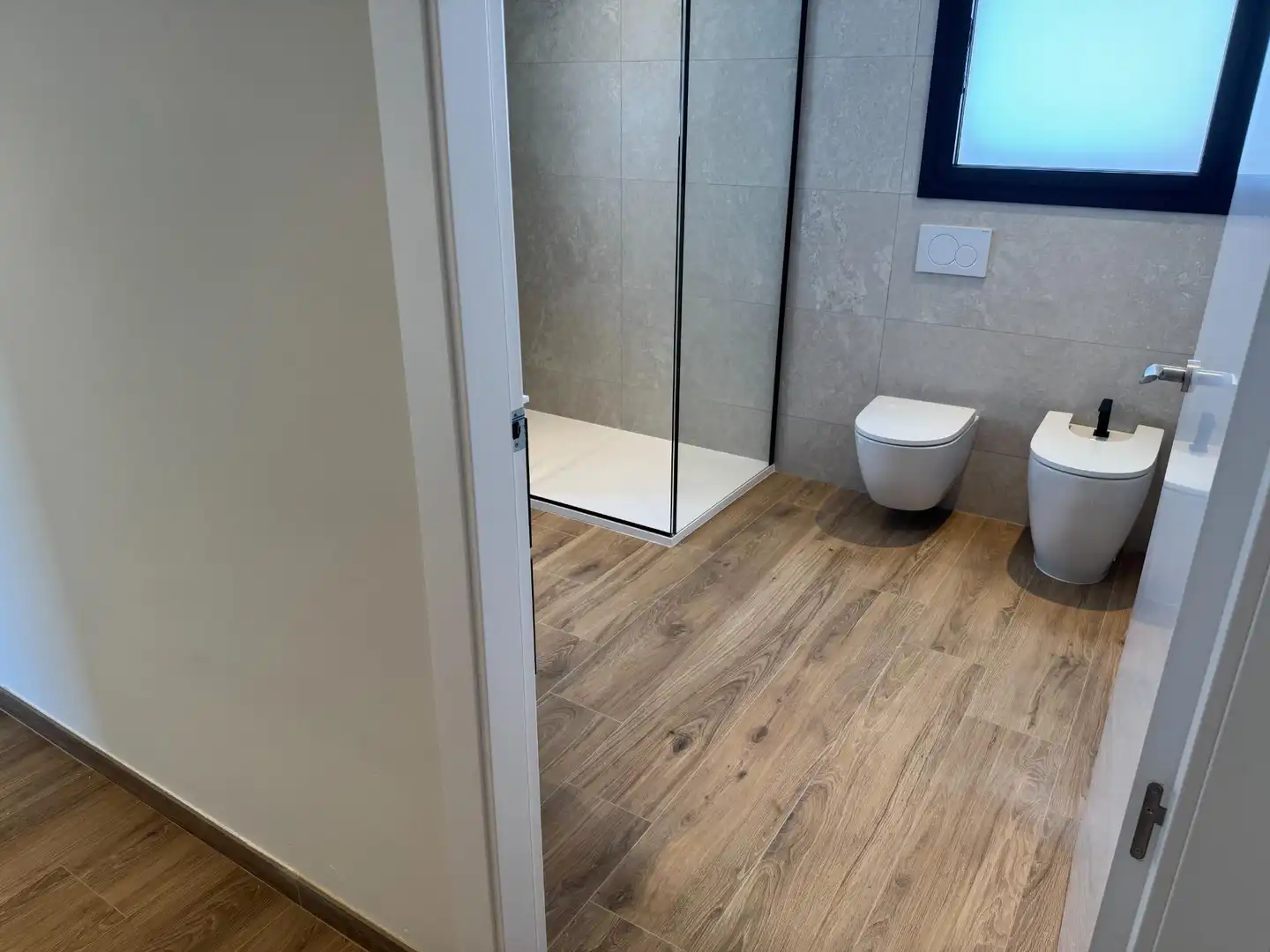 Bany de Casa o xalet en venda en Sant Esteve Sesrovires amb Calefacció, Terrassa i Alarma