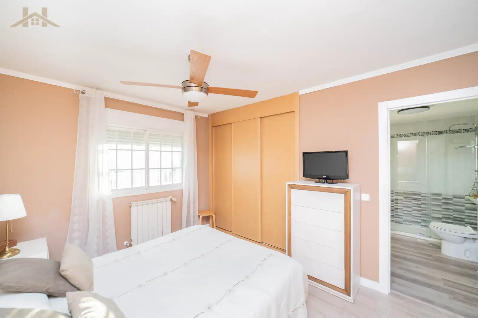 Bedroom of Detached homes for sale in Arroyomolinos (Madrid)  with Air Conditioner, Heating and Private garden