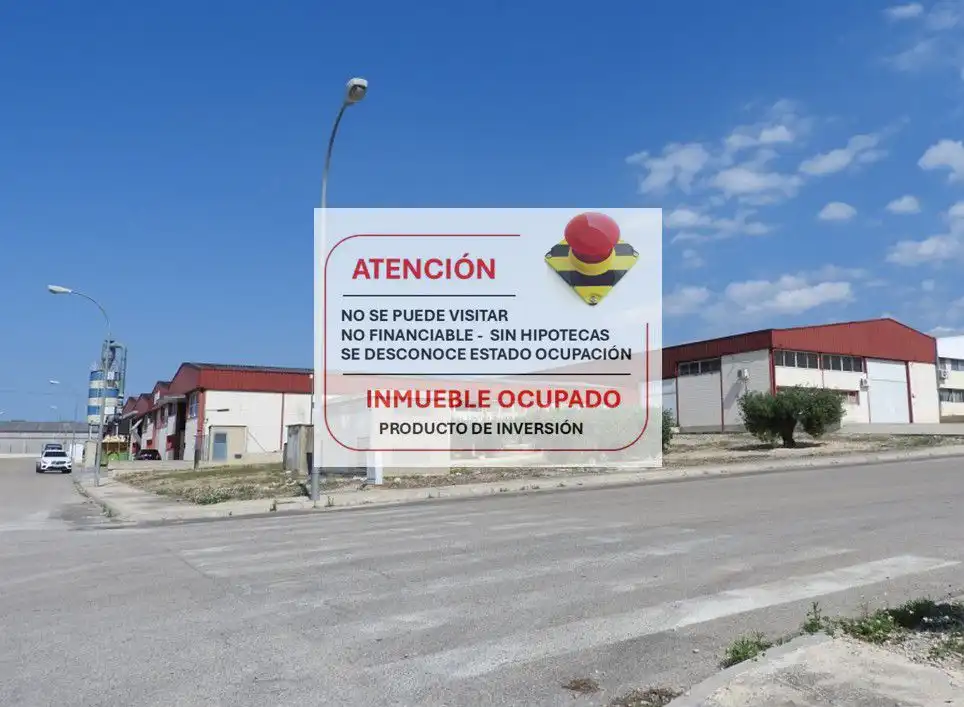 Nau industrial en venda a Montaverner