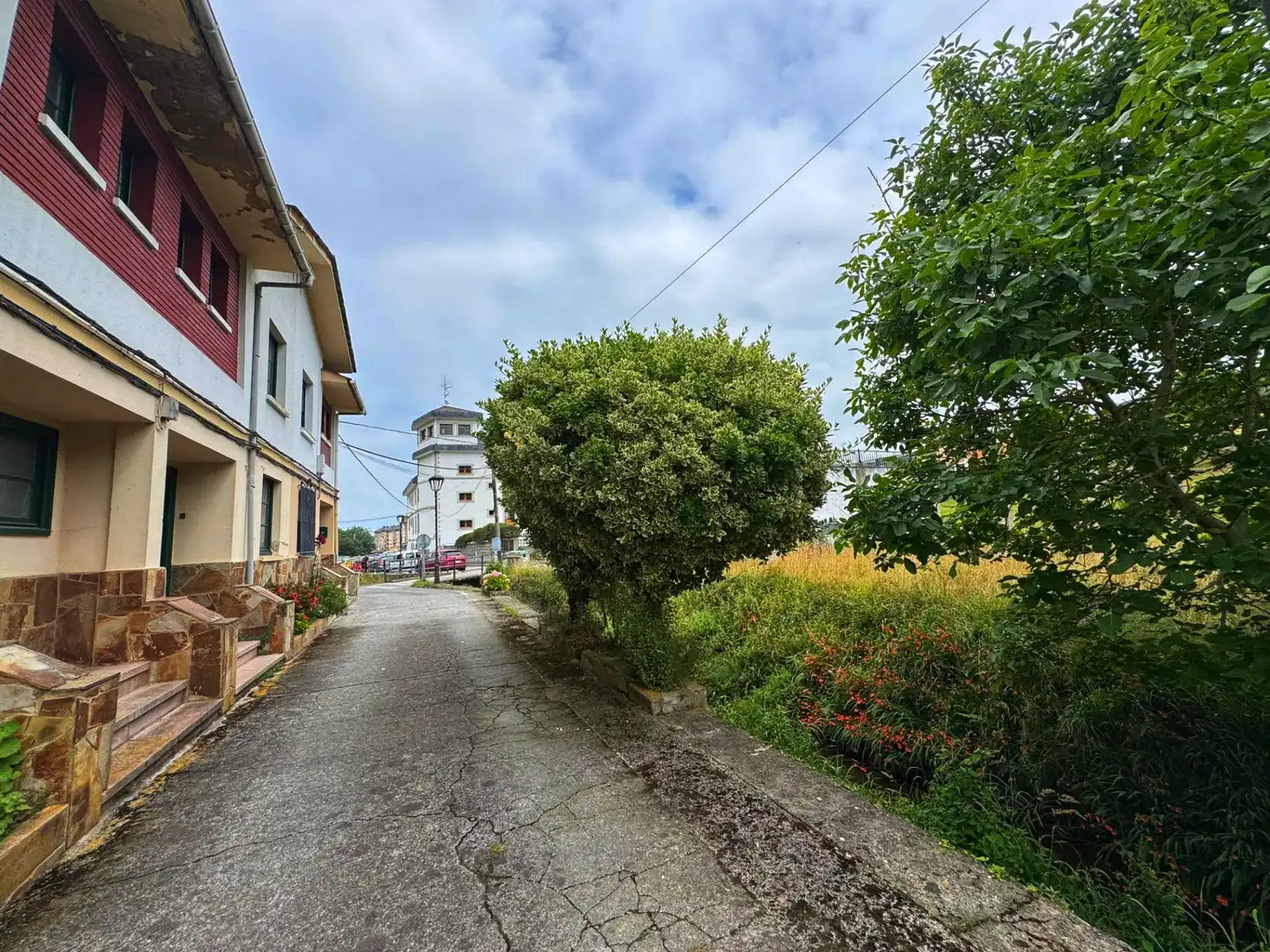 Vista exterior de Casa o chalet en venta en Vegadeo con Terraza y Trastero