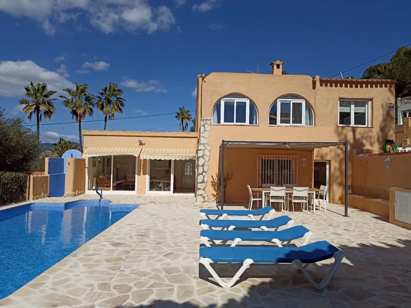 Houses for rent in Paichi