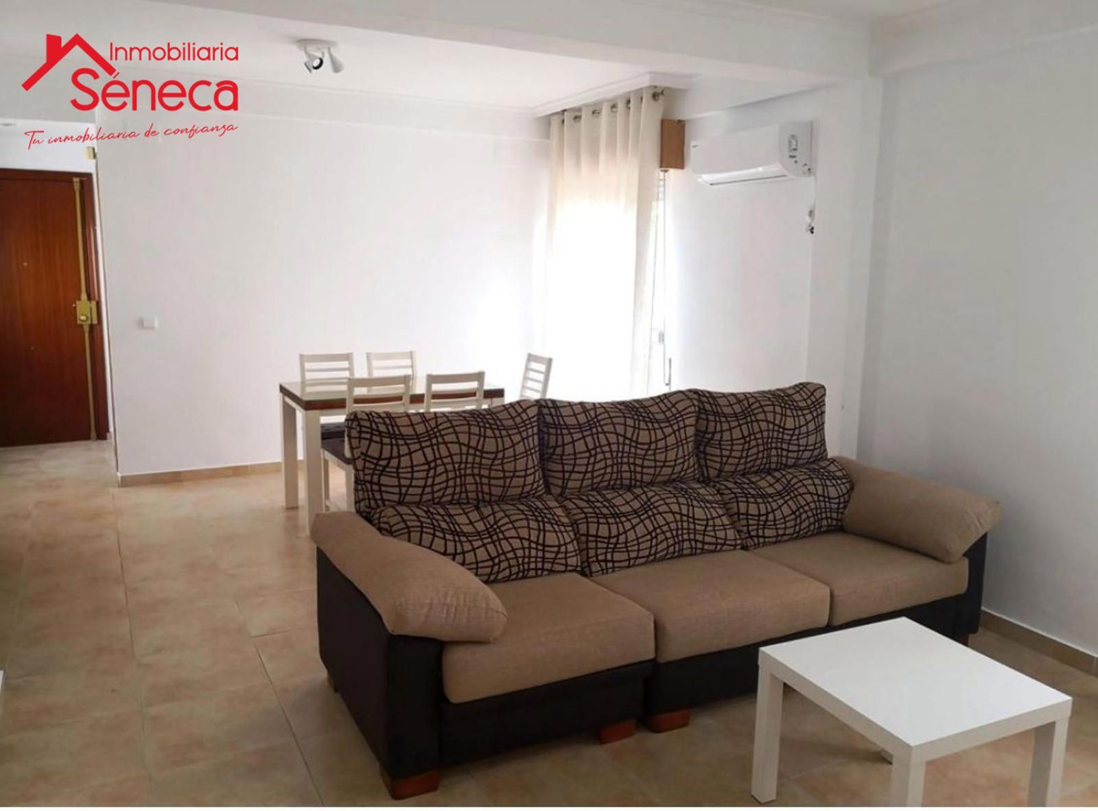 Flat for sale in PASAJE SAN SEBASTIAN, Huerta de la Reina - Trassierra