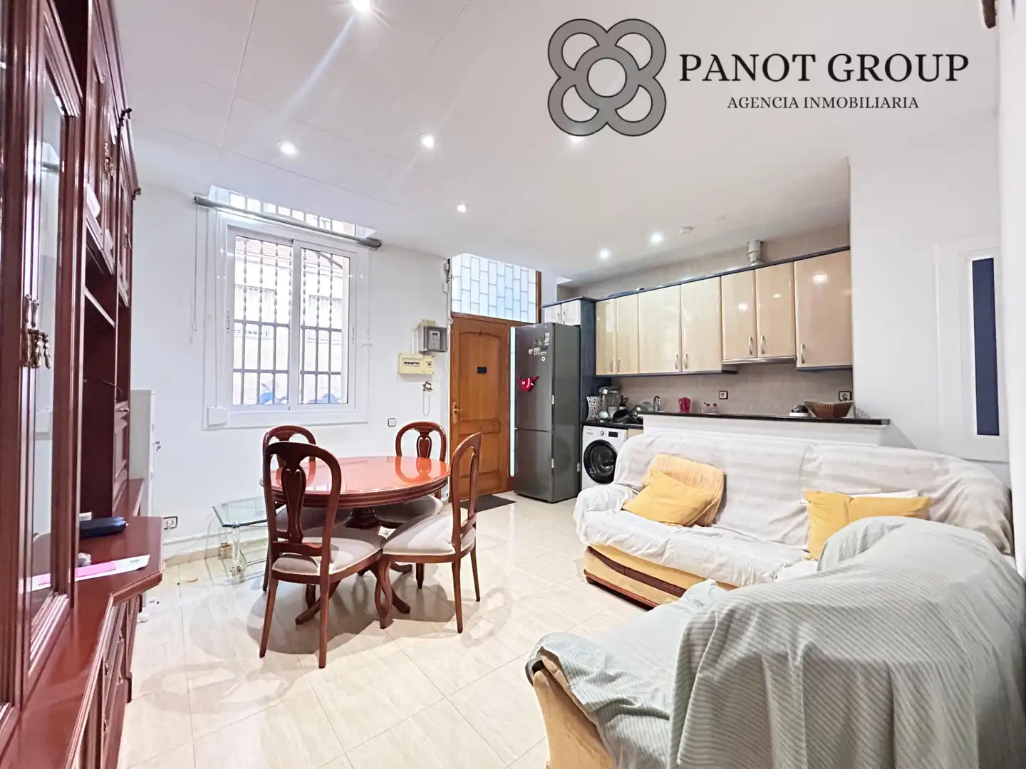 Kitchen of Flat for sale in Barcelona  with Terrace and Furnished