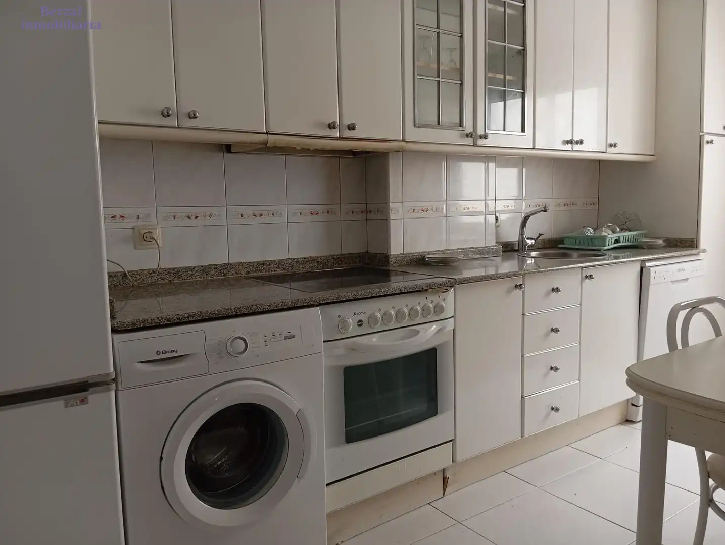 Cuina de Pis en venda en  Logroño amb Calefacció, Terrassa i Balcó