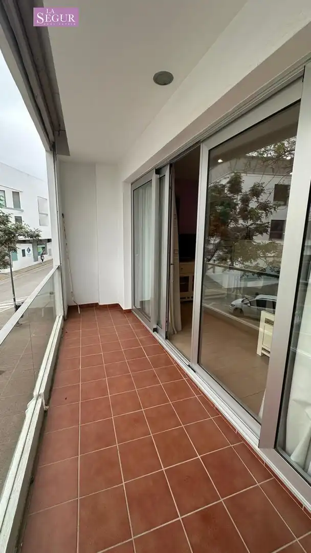 Terrassa de Dúplex en venda en Conil de la Frontera amb Terrassa, Traster i Moblat