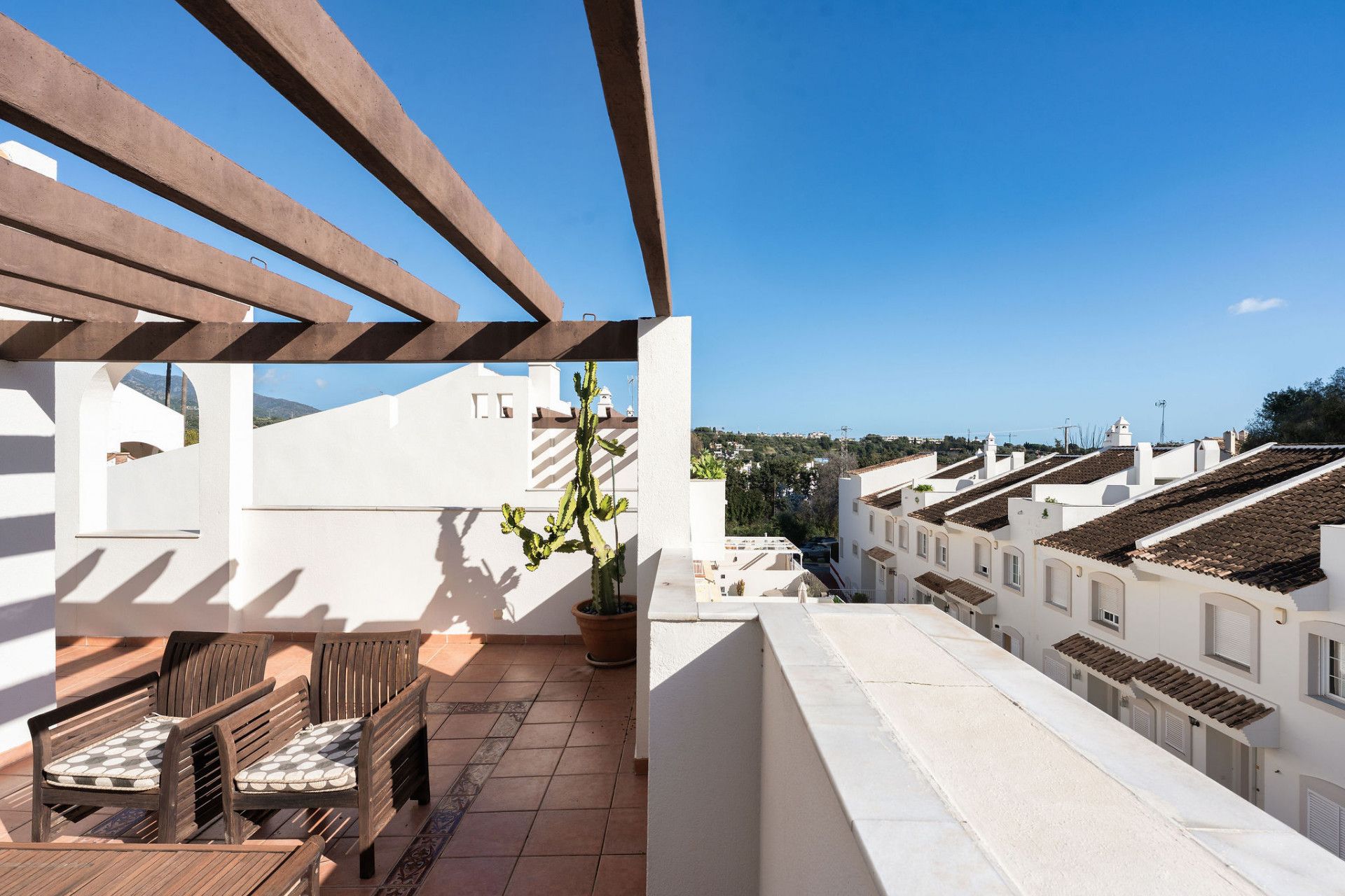 Terrassa de Casa adosada en venda en Marbella amb Aire condicionat, Terrassa i Piscina