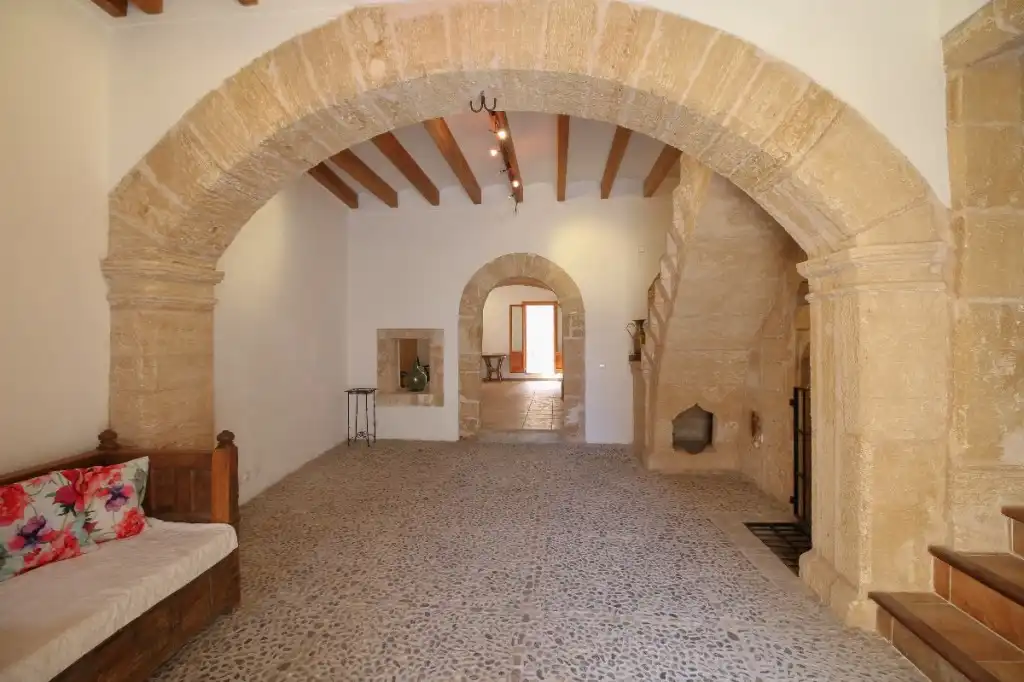 Detached homes for sale in Alcúdia  with Air Conditioner, Terrace and Furnished
