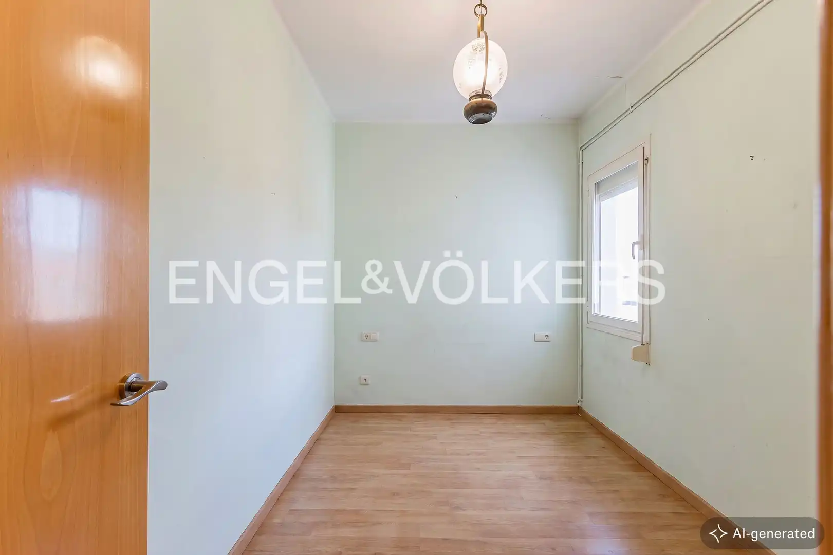 Flat for sale in Barcelona  with Heating and Parquet flooring