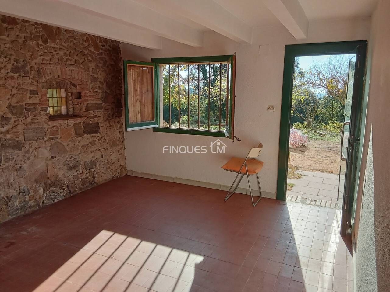 Sala d'estar de Finca rústica en venda en Tordera amb Aire condicionat, Calefacció i Jardí privat