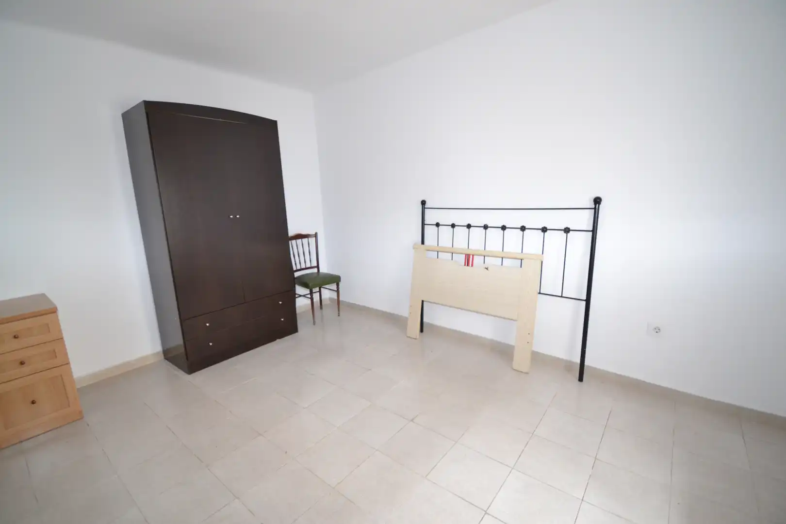 Dormitori de Casa o xalet en venda en Malpartida de Plasencia amb Moblat, Forn i Rentadora