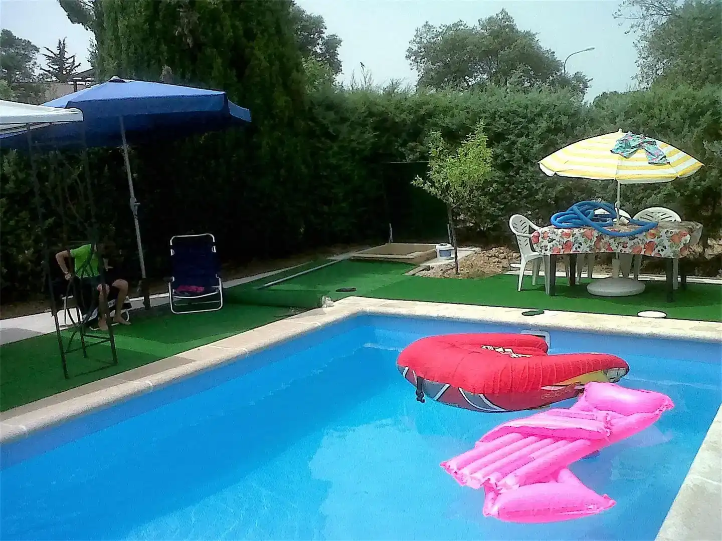 Piscina de Casa o xalet en venda en Valdecaballeros amb Aire condicionat i Piscina