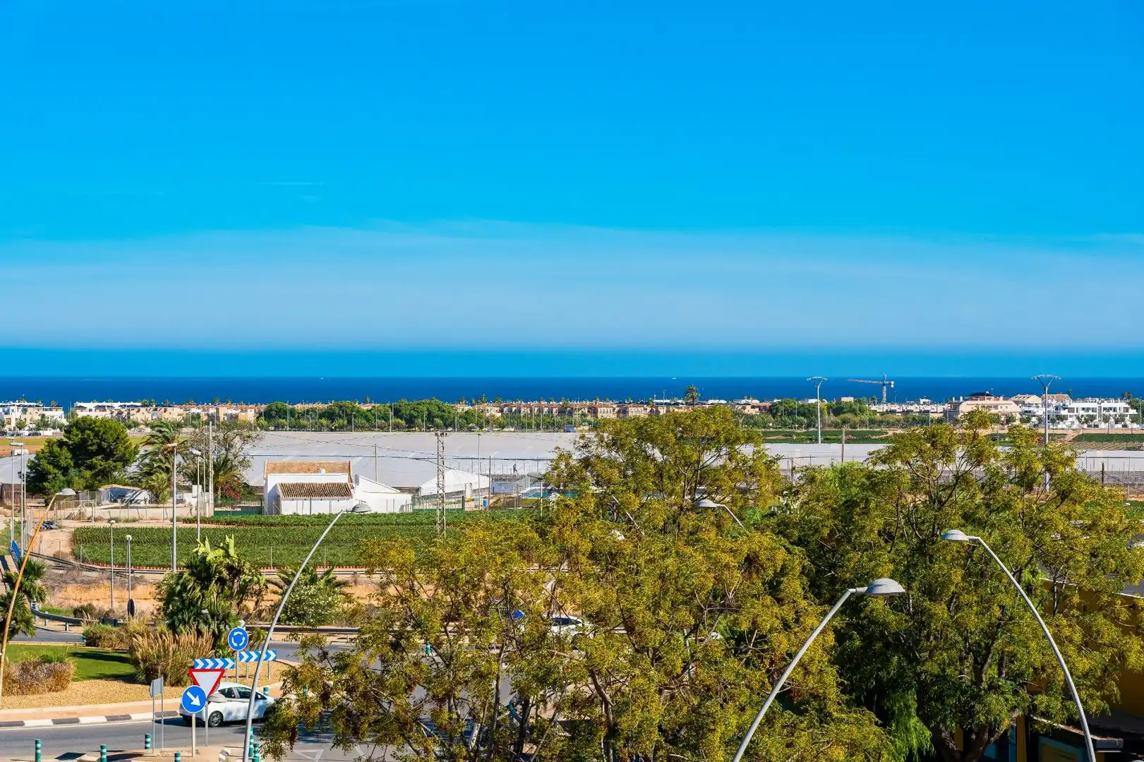 Vista exterior de Apartamento en venta en Pilar de la Horadada con Balcón, Jacuzzi y Piscina comunitaria