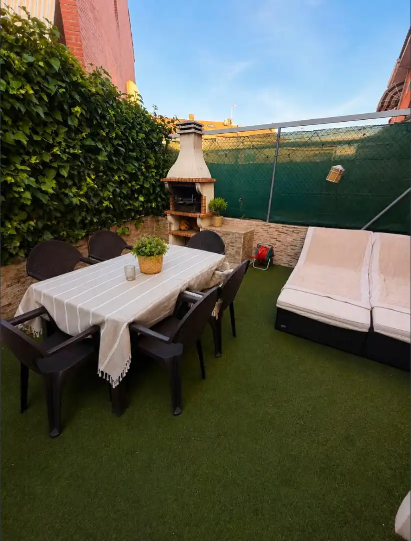 Terrassa de Casa adosada en venda en Colmenar Viejo amb Jardí privat