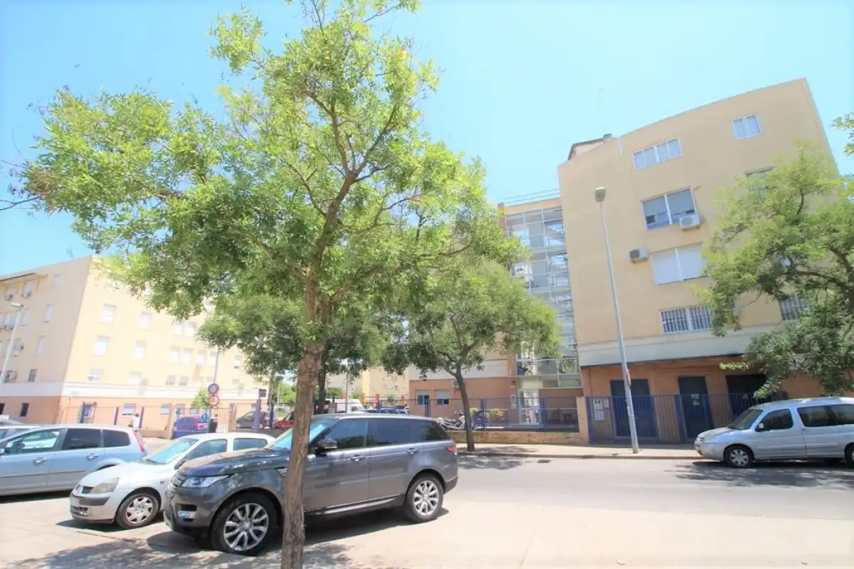 Vista exterior de Pis de lloguer en Jerez de la Frontera amb Aire condicionat i Moblat