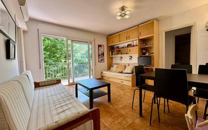 Sala d'estar de Pis en venda en Calella amb Aire condicionat, Calefacció i Terrassa