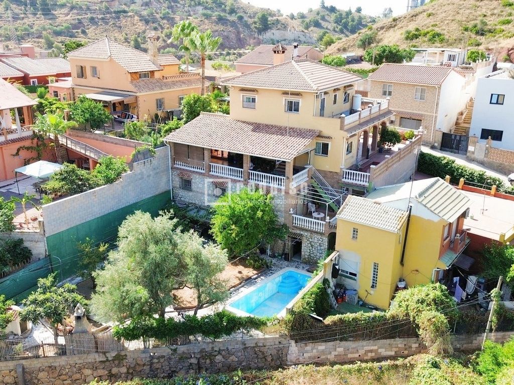 Exterior view of House or chalet for sale in Málaga Capital  with Air Conditioner, Terrace and Storage room
