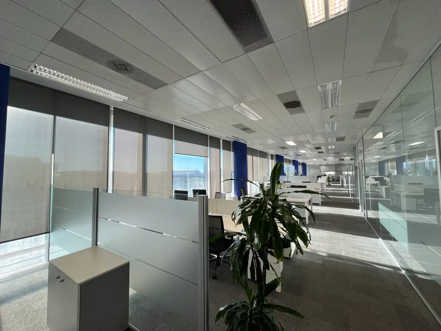 Office for rent in L'Hospitalet de Llobregat  with Air Conditioner, Heating and Terrace