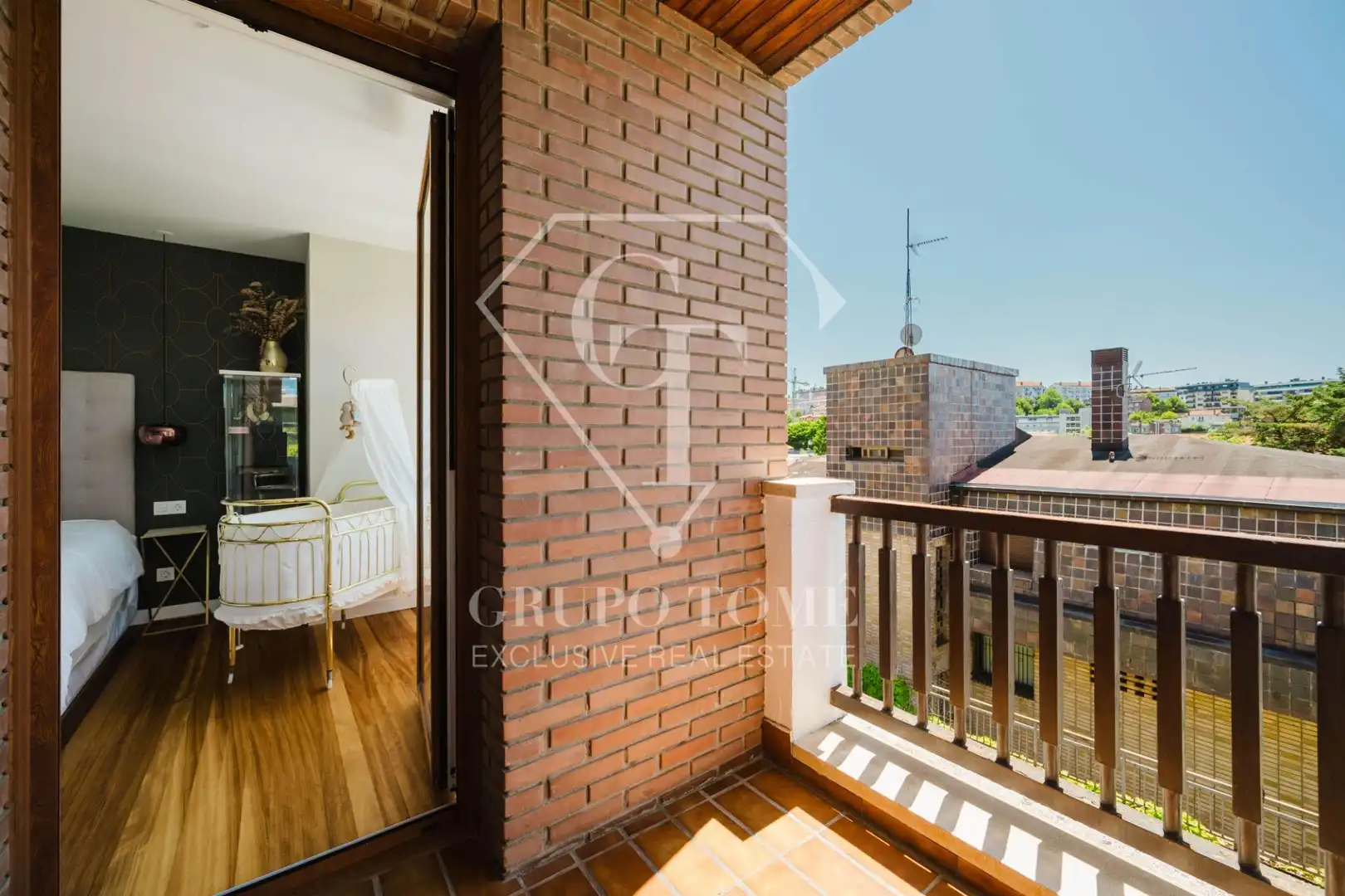 Balcony of Detached homes for sale in Donostia - San Sebastián   with Heating, Private garden and Terrace