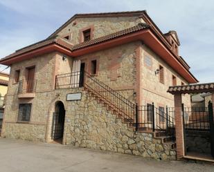 Exterior view of House or chalet for sale in Torrejón el Rubio  with Air Conditioner, Heating and Terrace