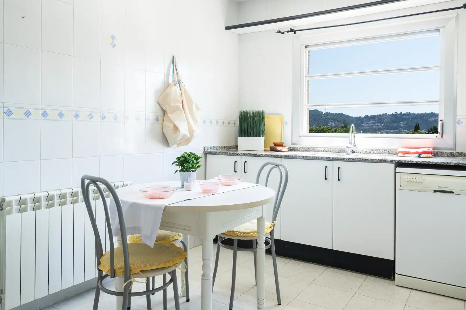 Cocina de Casa o chalet en venta en Abrera con Calefacción, Jardín privado y Trastero