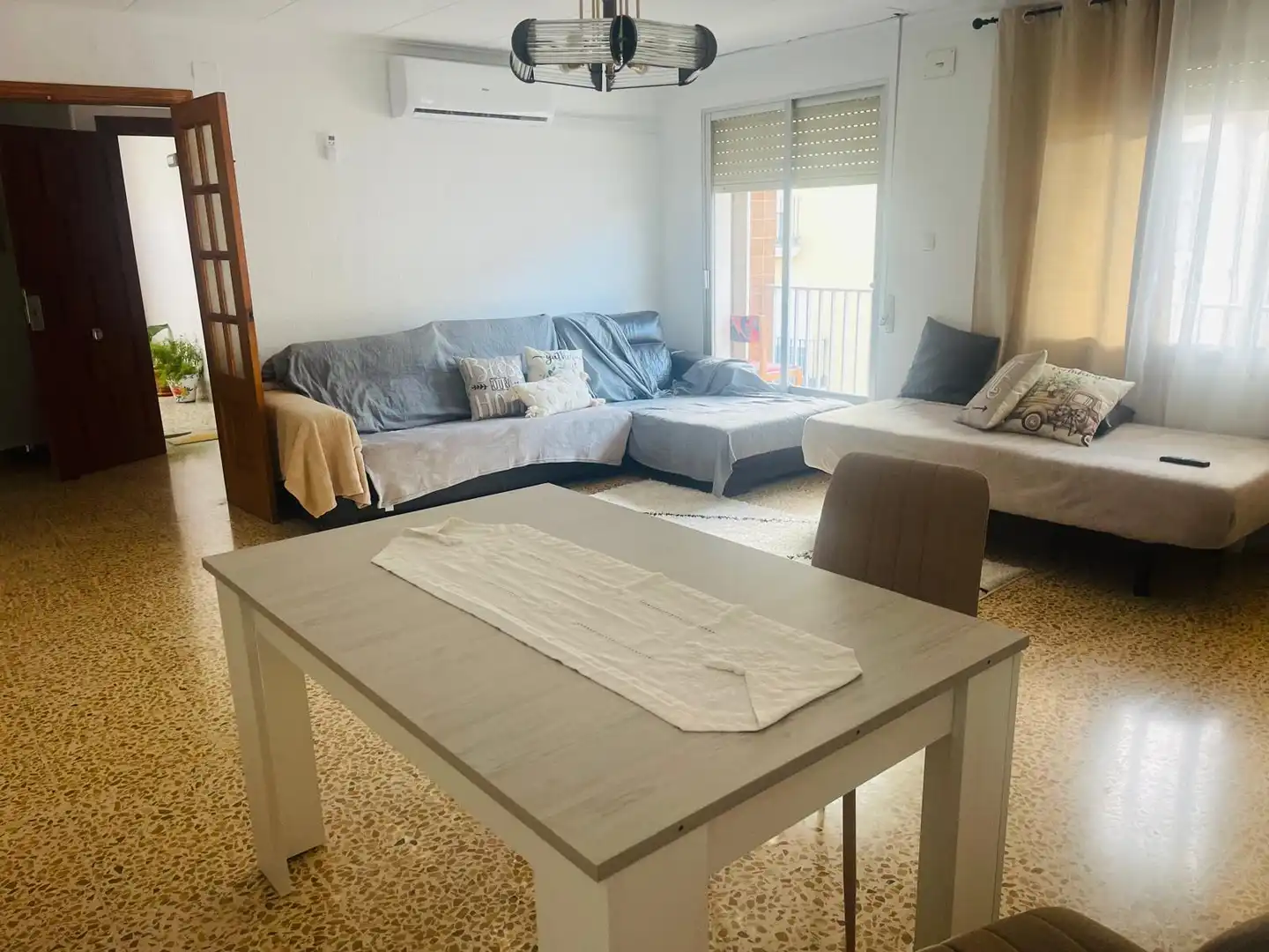 Wohnzimmer von Wohnung zum Verkauf in Palma de Gandia mit Klimaanlage, Heizung und Abstellraum