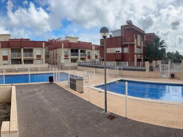 Penthouse with pool for sale in Orihuela Costa