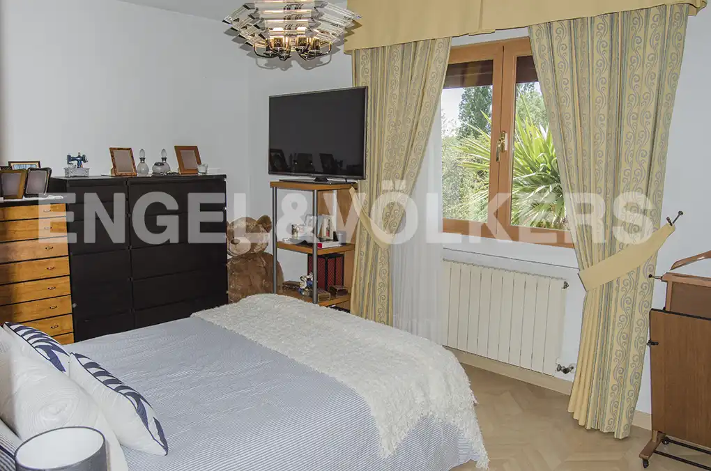 Bedroom of Houses for sale in El Escorial  with Heating, Private garden and Terrace