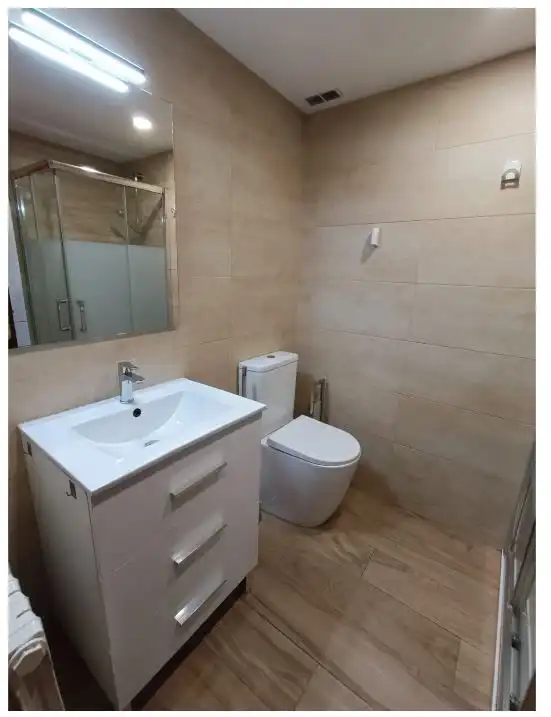 Baño de Piso en venta en Zaragoza con Calefacción y Amueblado