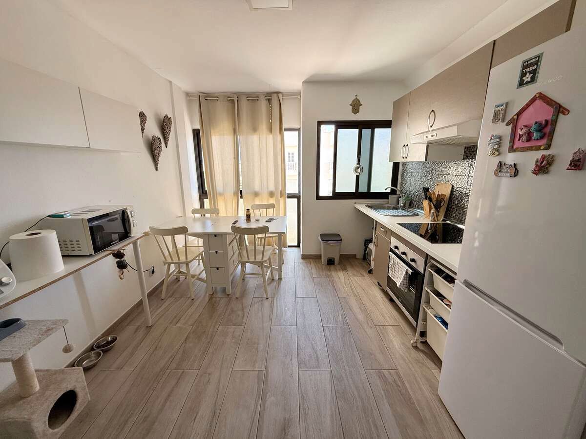 Kitchen of Flat for sale in Arrecife  with Terrace and Furnished