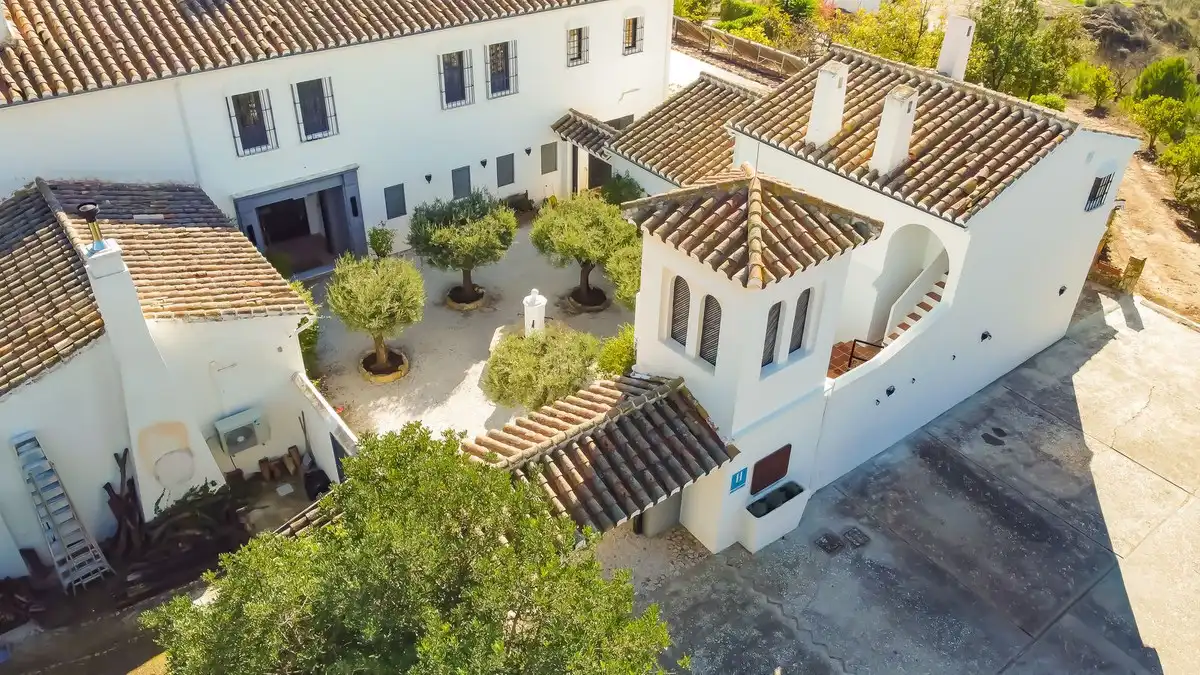 Vista exterior de Finca rústica en venda en Villanueva de la Concepción amb Aire condicionat, Jardí privat i Terrassa