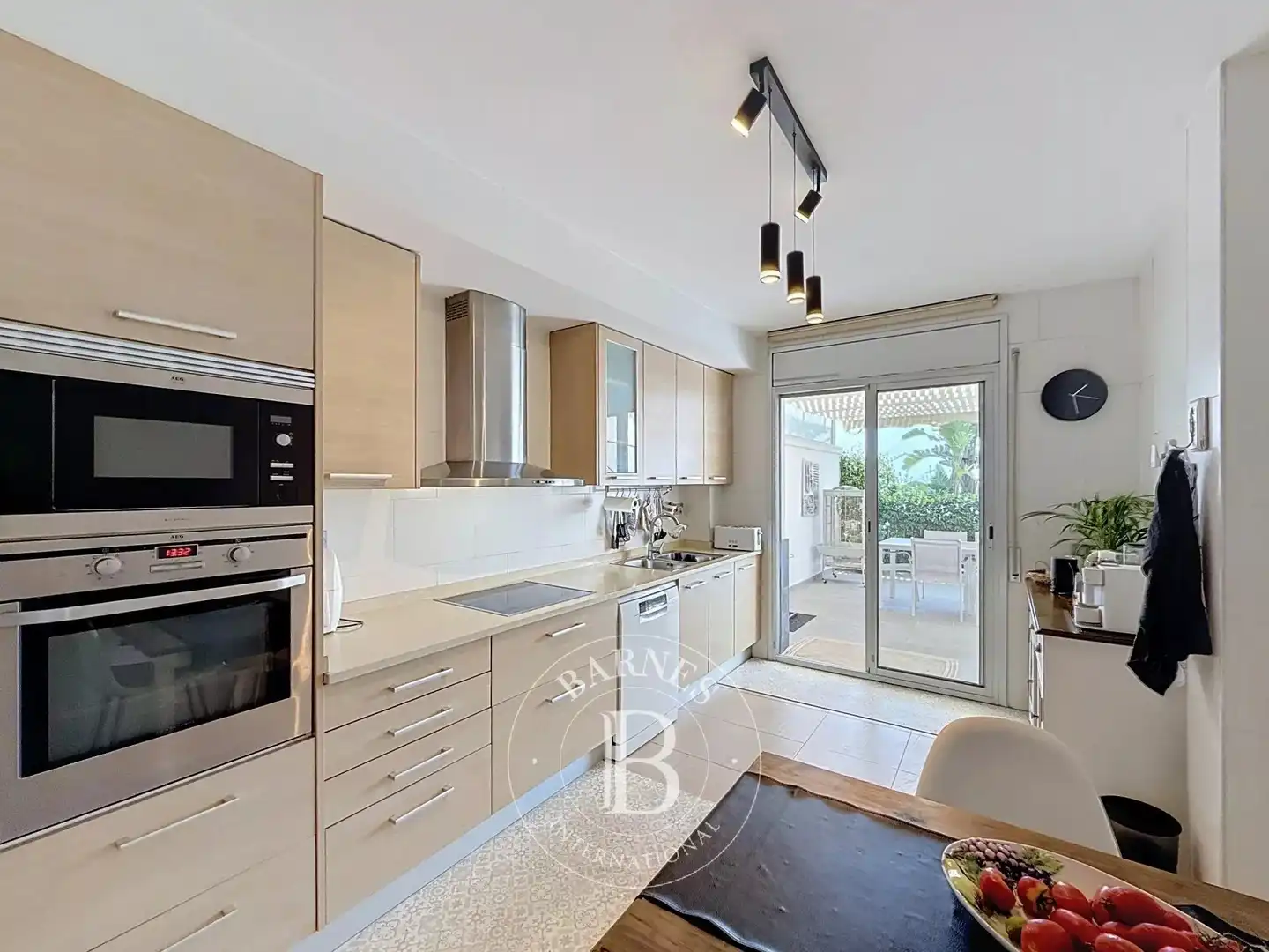Cocina de Casa adosada en venta en Mataró con Aire acondicionado, Calefacción y Jardín privado