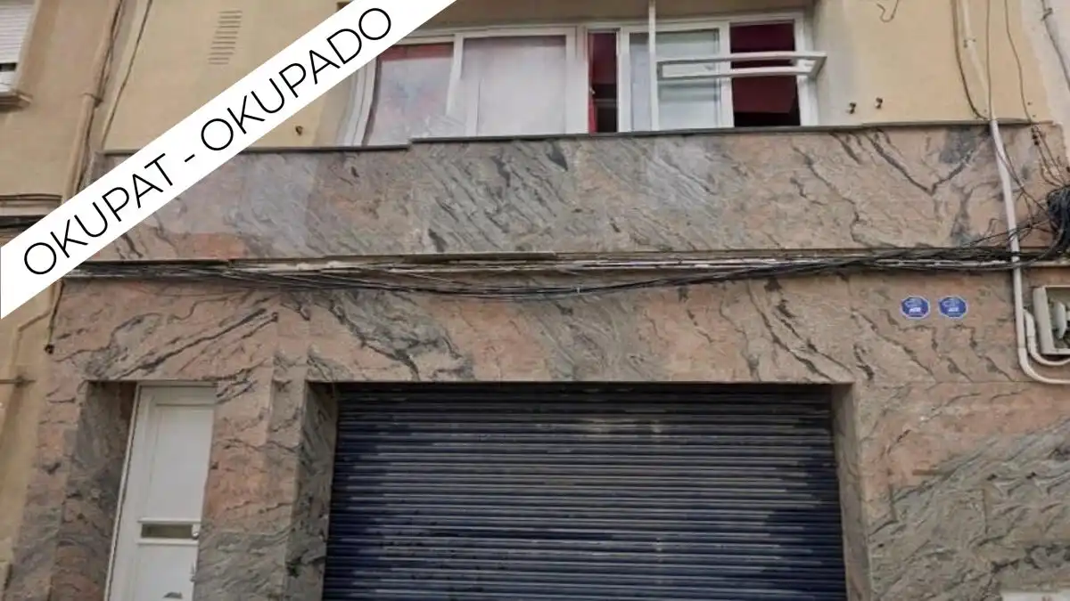 Vista exterior de Casa adosada en venda en Premià de Mar amb Balcó