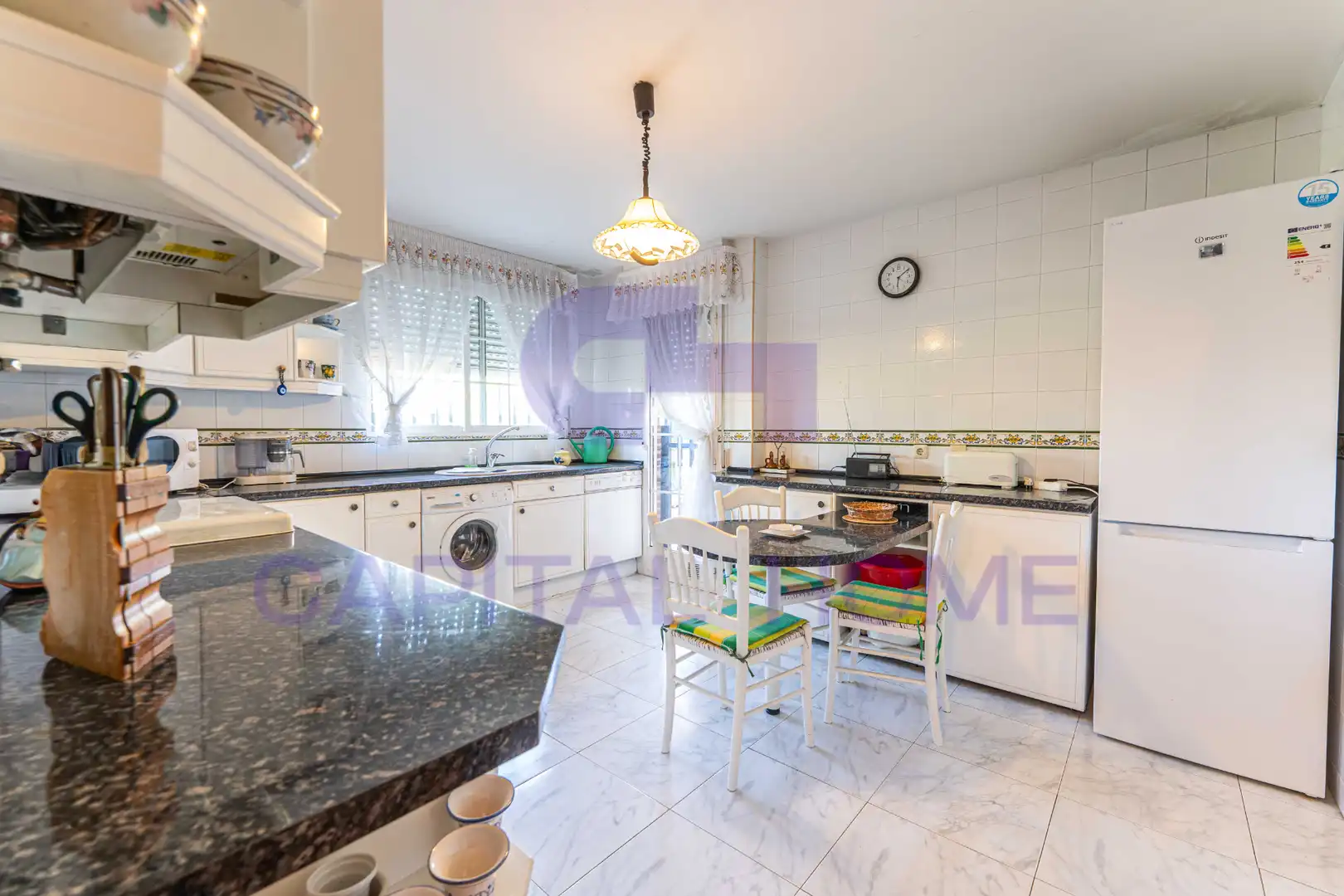 Doppelhaushälfte mit Garten zum Verkauf in Calle del Roble, imagen 17