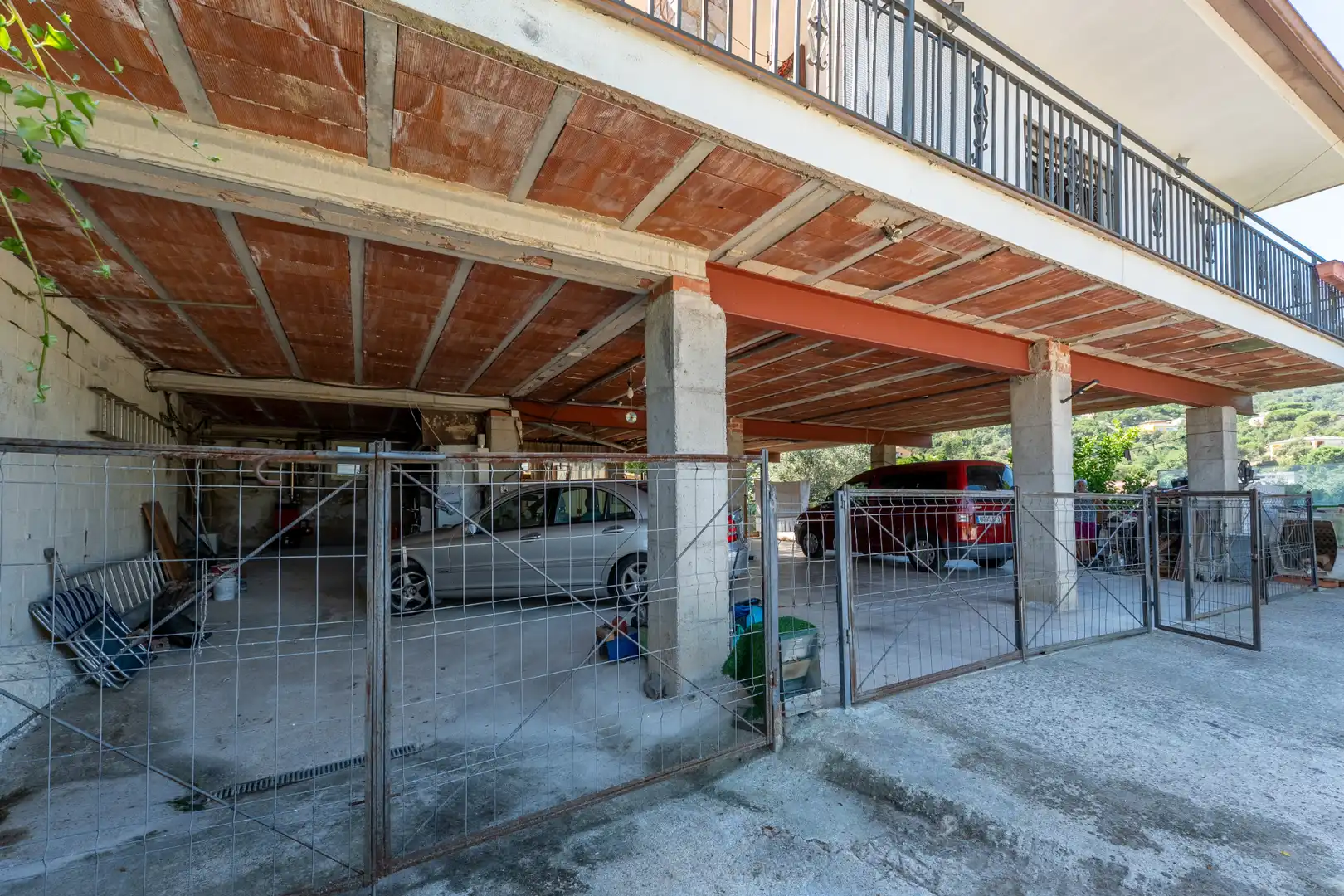 Aparcament de Casa o xalet en venda en Maçanet de la Selva amb Calefacció, Jardí privat i Terrassa