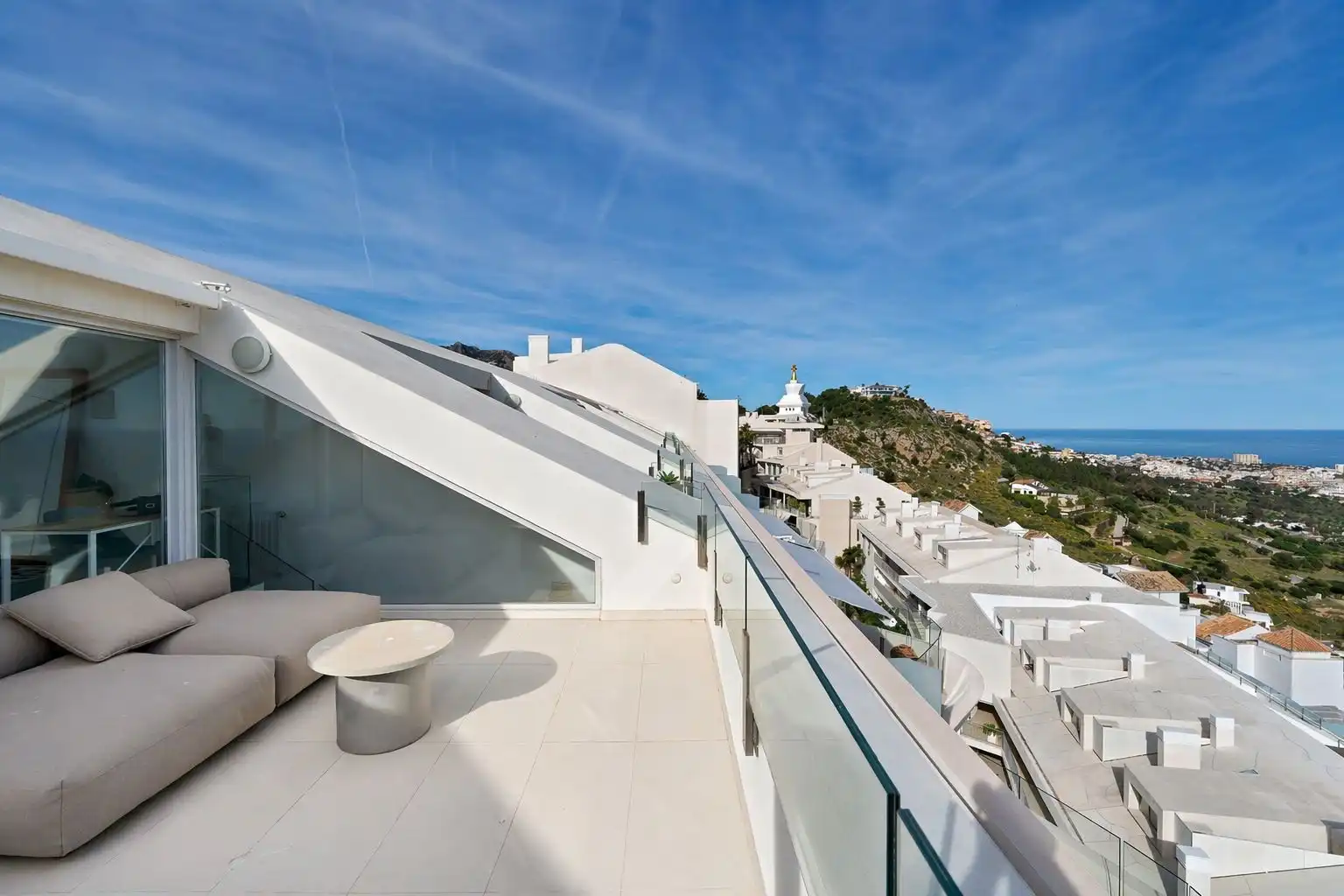 Terraza de Ático en venta en Benalmádena con Jardín privado, Alarma y Piscina comunitaria