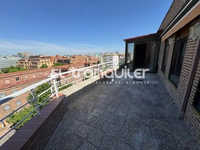 Terrassa de Àtic de lloguer en Madrid amb Aire condicionat, Parquet i Terrassa