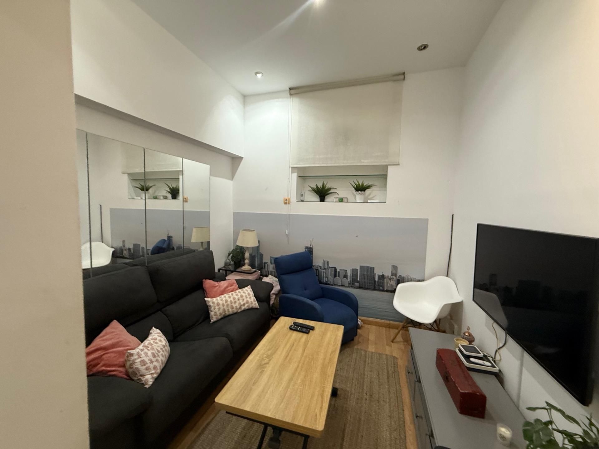 Sala d'estar de Planta baixa en venda en  Madrid Capital