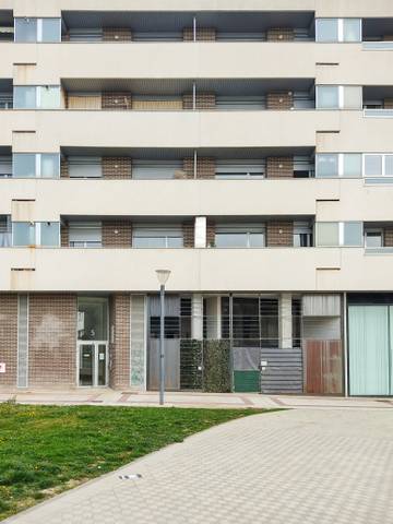 Garaje en Alquiler en Pamplona-Iruña - CALLE EXTREMADURA, 5 en Arrosadia