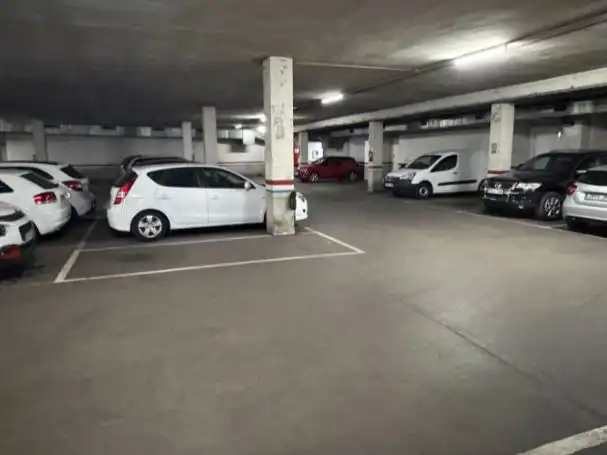 Aparcament de Garatge en venda en La Salut