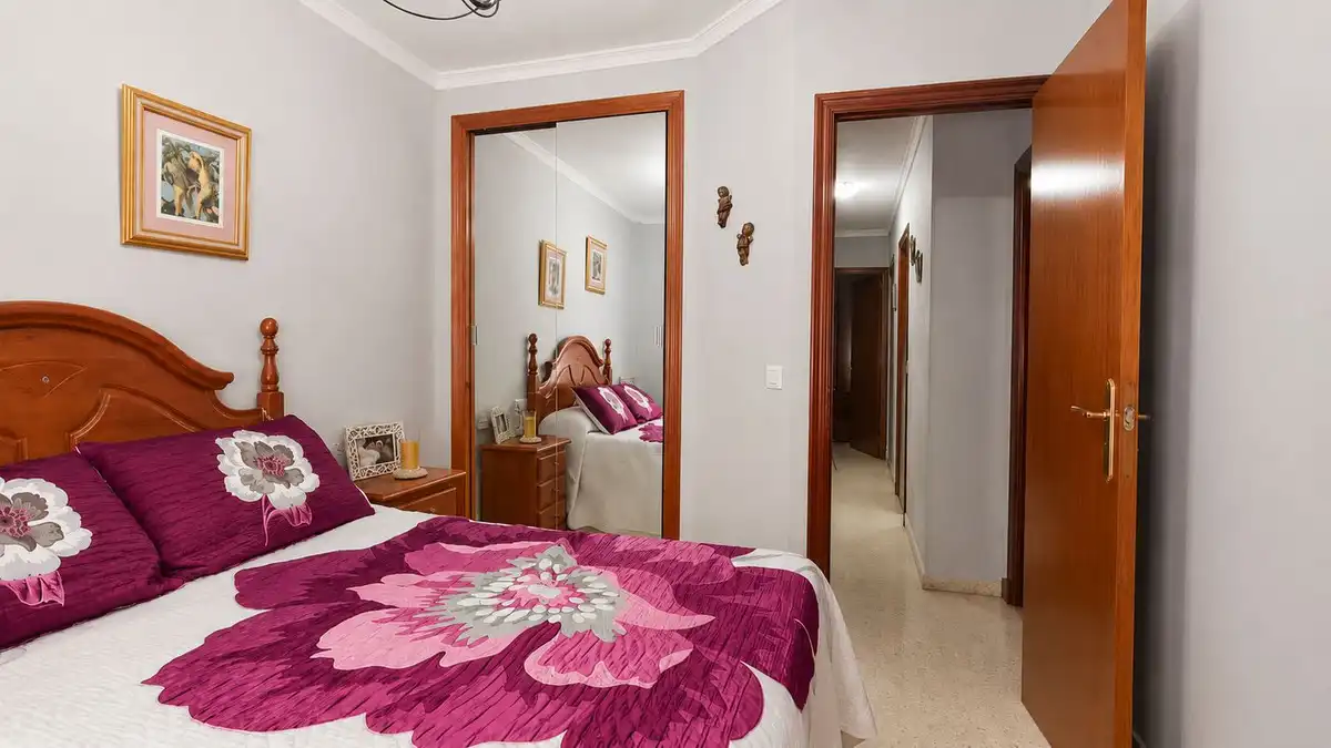 Bedroom of Detached homes for sale in La Línea de la Concepción  with Private garden, Terrace and Jacuzzi