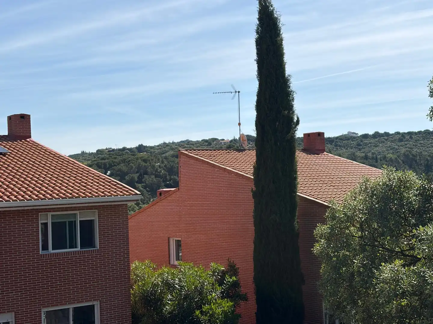 Vista exterior de Casa o xalet en venda en Galapagar amb Aire condicionat, Calefacció i Jardí privat